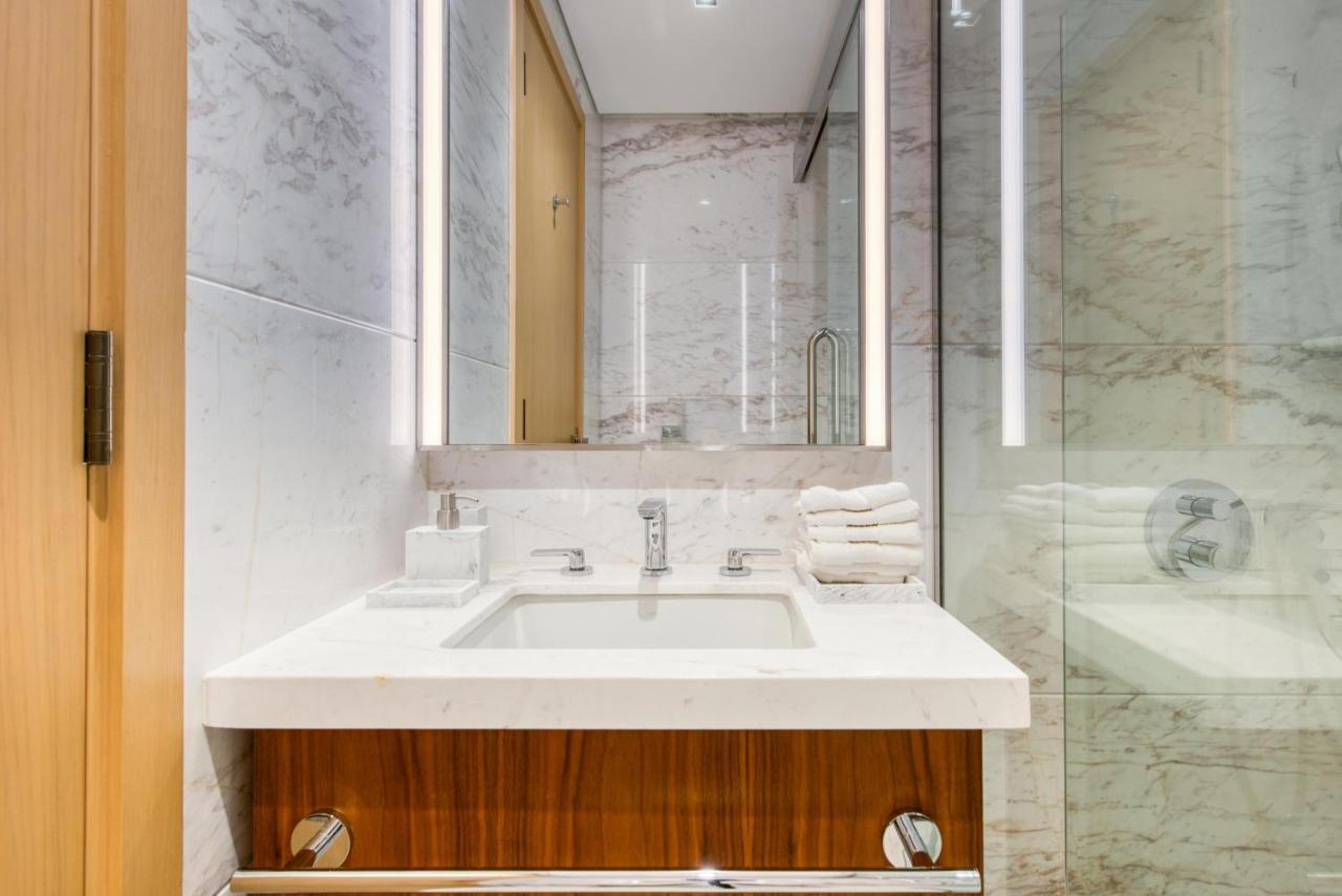 Rh- Modern Comfort, Bright 1Br Near Dubai Mall, City Views المظهر الخارجي الصورة